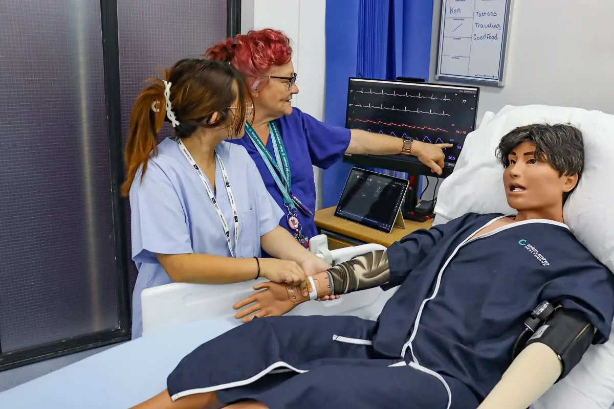 Cambridge Regional College Opens £150k Hospital Ward